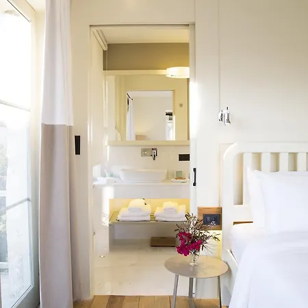 Istlondon Boutique Hotel